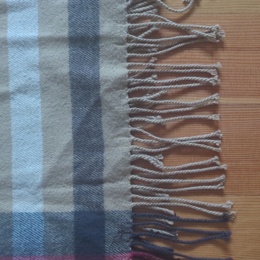 Scarf Beige Red Grey Check Pattern - Picture 2 of 5